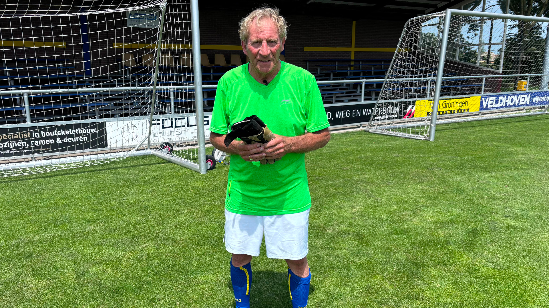 Kees is bijna 82, maar nog steeds keeper.
