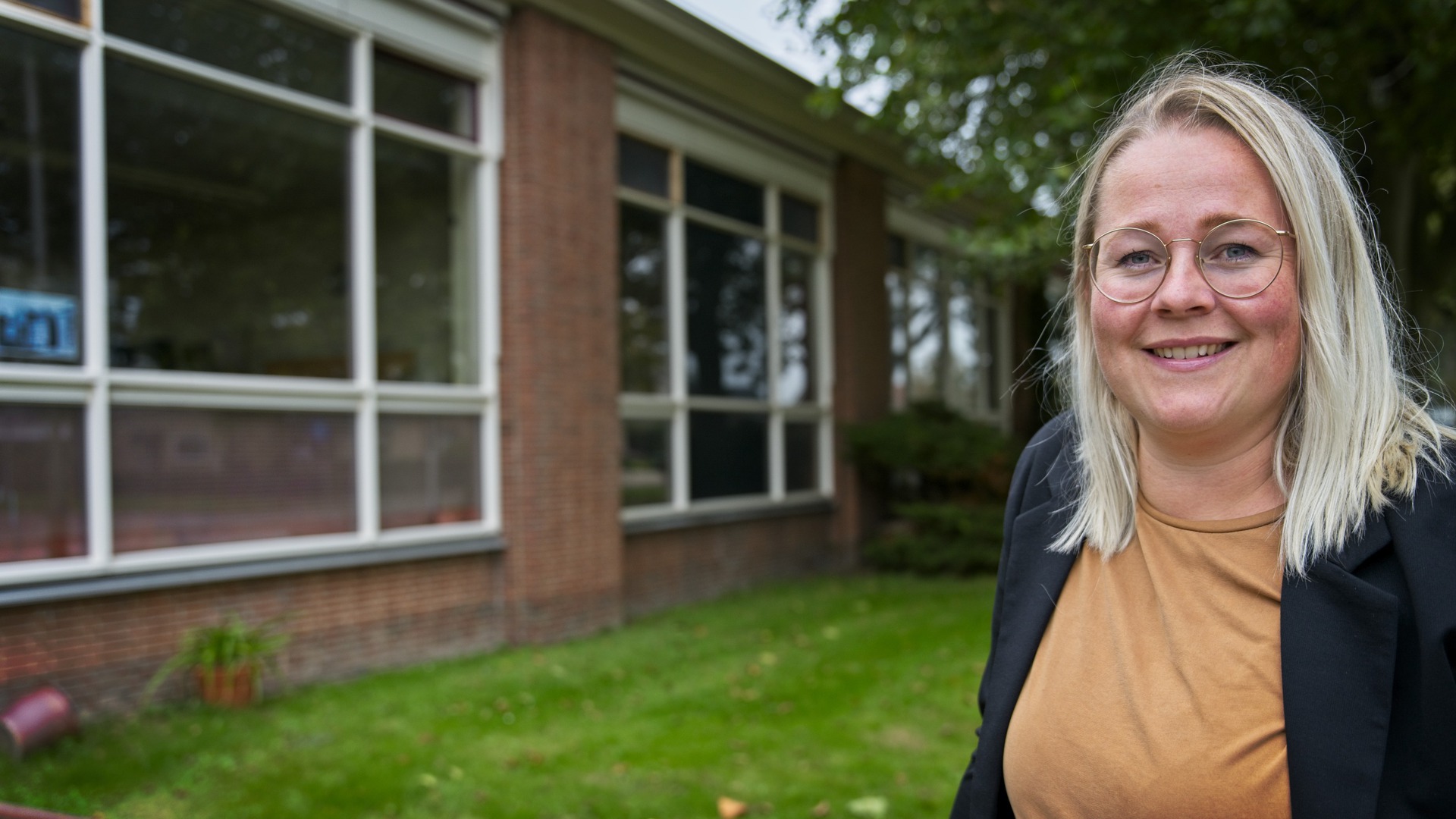 Sint-Jabik krijt in 'doarpshúskeamer': "Ik wol dat minsken grutsk binne op dit doarp"