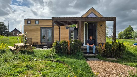 Wessel woont met zijn gezin op 38 vierkante meter: 'Nog geen ruimteproblemen' Home