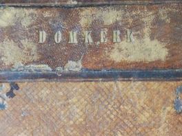 Niemand miste oude bijbel uit Domkerk totdat hij werd gevonden in Haagse kringloopwinkel
