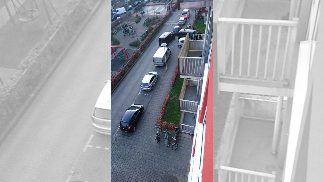 In april 2018 deed de politie een grote inval in de flat in Kanaleneiland.