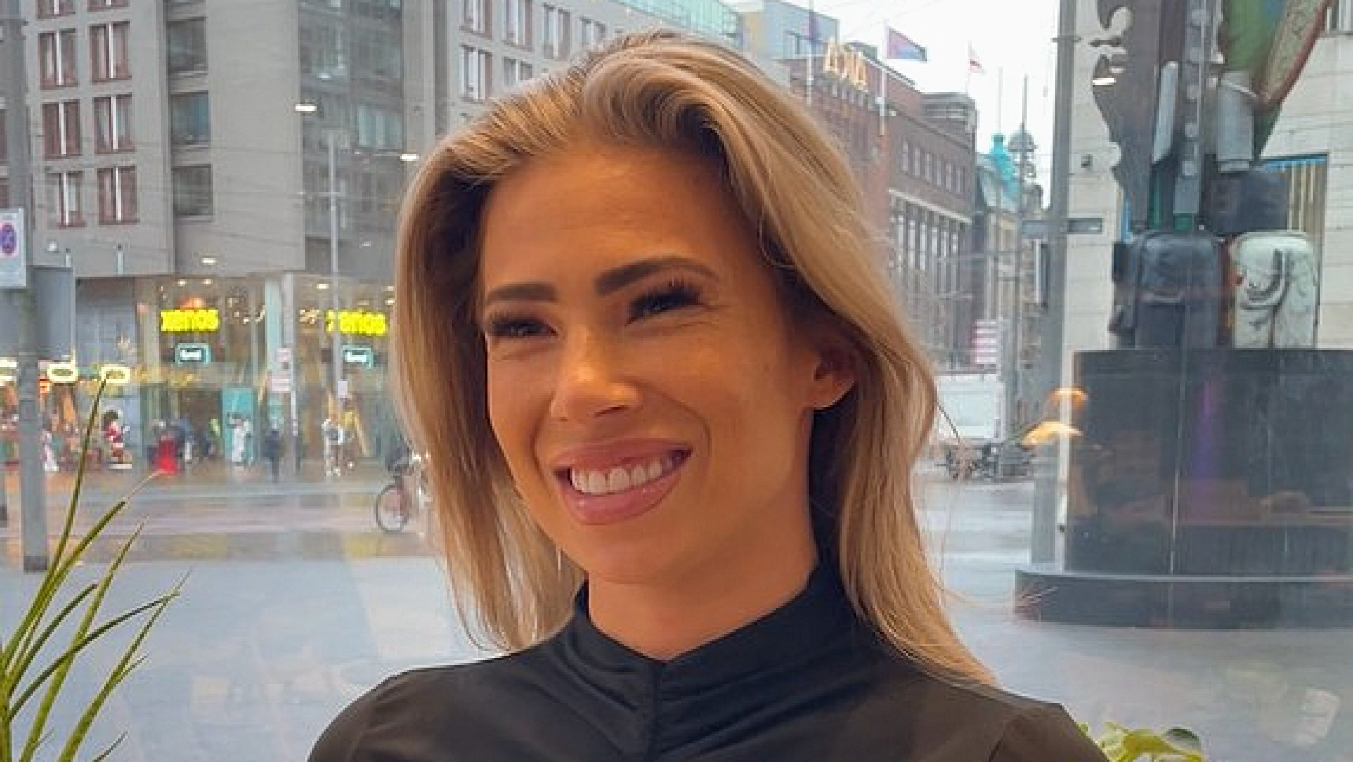 Gigi Adam te gast bij Haags Bakkie met Jessica Mendels