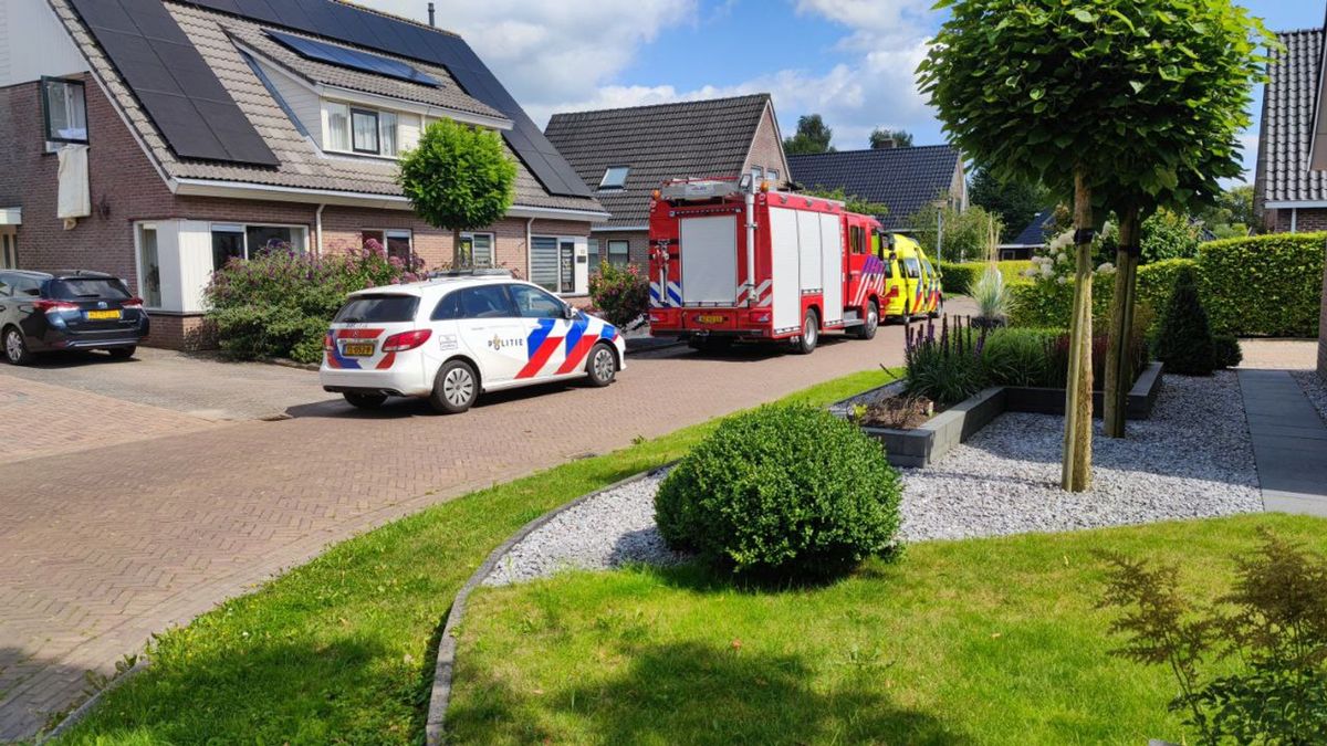 Man gewond na val van ladder in schuur in Drouwen