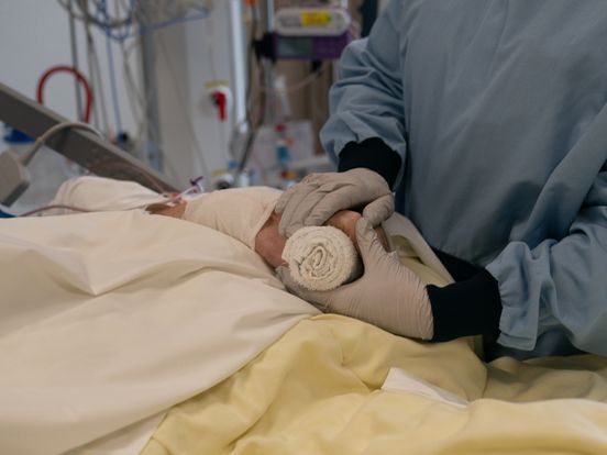Oud-verpleegkundige WZA krijgt ruim 25.000 euro na 'ongeëvenaarde verdenking'