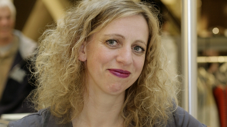 Suzanna Jansen voegt nieuw hoofdstuk toe aan Het Pauperparadijs - RTV