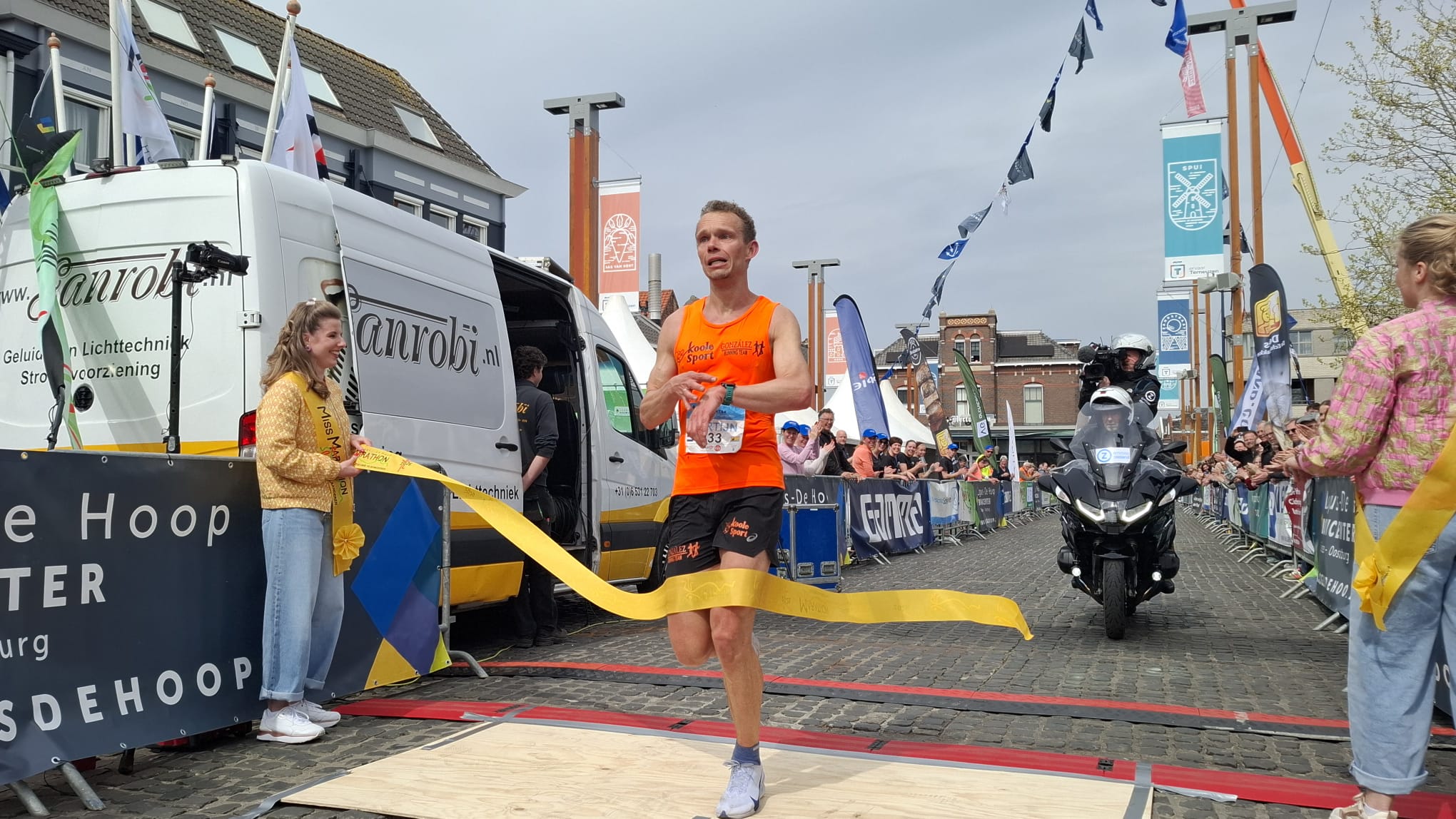 Tunnelscheur heeft impact op Marathon Zeeuws-Vlaanderen, organisatie hoopt op ontheffing voor busvervoer