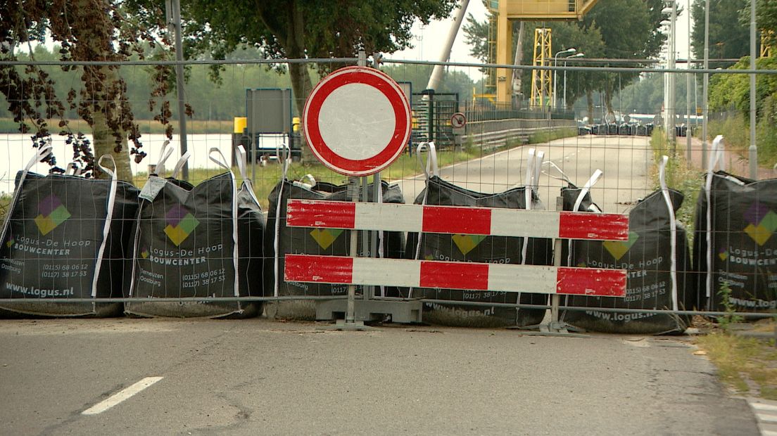 Westkade in Sas van Gent na vijf maanden nog altijd afgesloten