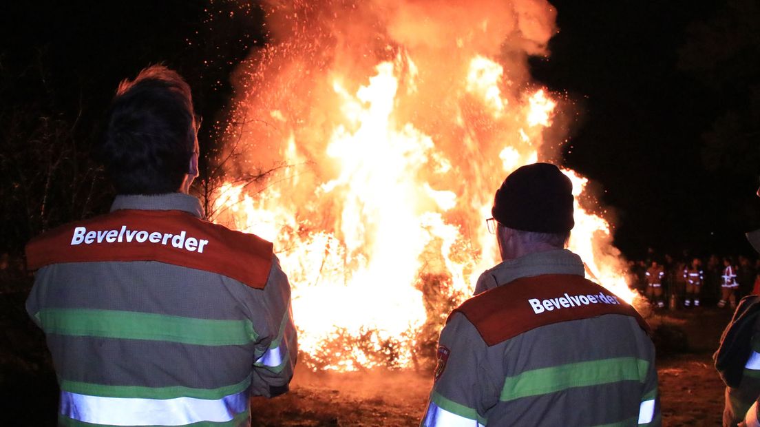 Tijdens het evenement gingen ongeveer 400 kerstbomen in vlammen op.