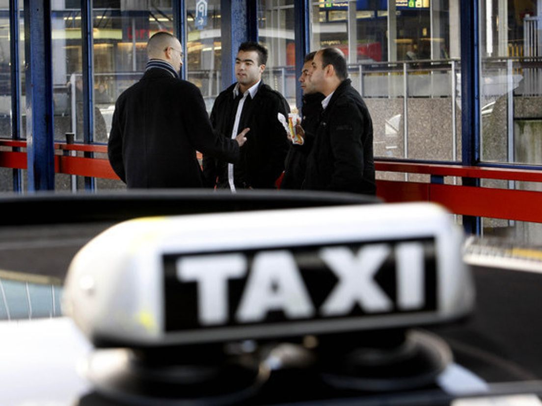 Taxi.cropresize-1.cropresize.tmp.jpg