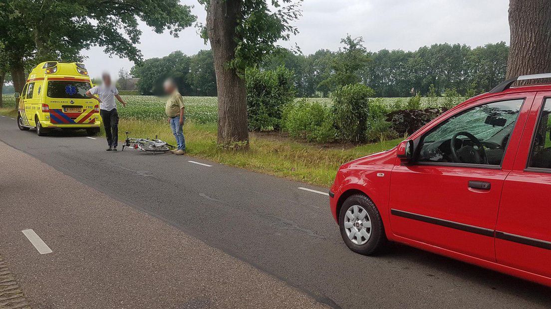 Het ongeluk gebeurde op de Zeijerweg in Ter Aard (Rechten: Persbureau Meter)