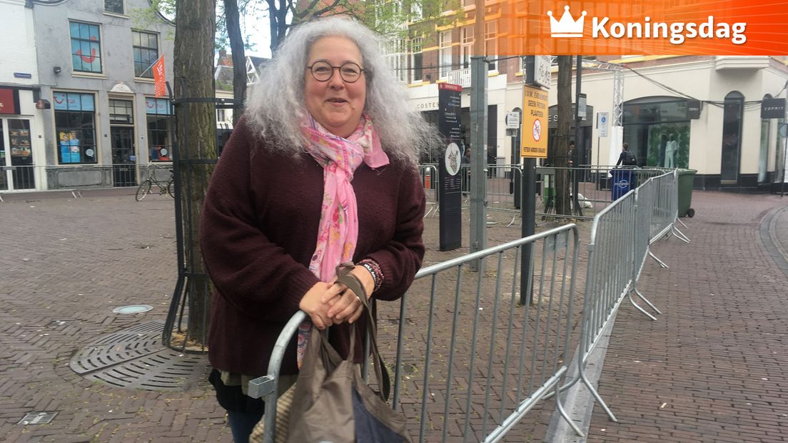 Beeldendkunstenaar Sally Pittman is klaar voor Koningsdag.