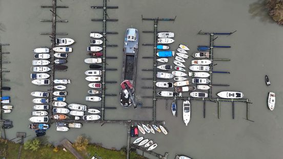 Watersporters 'baggeren mee' en helpen zo andere verenigingen: 'We zitten in hetzelfde schuitje'