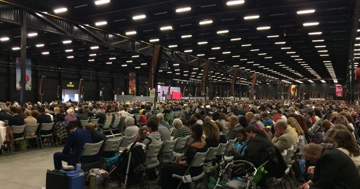 Vijf vragen over de Jehovah's Getuigen - RTV Drenthe