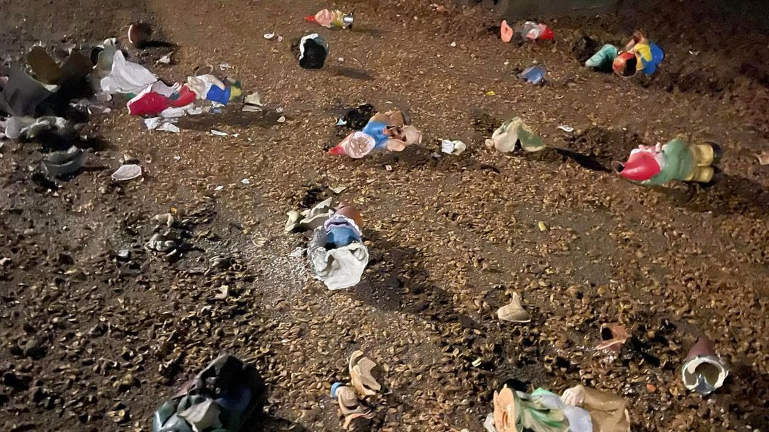 De vernielde tuinkabouters in park Meer en Bos