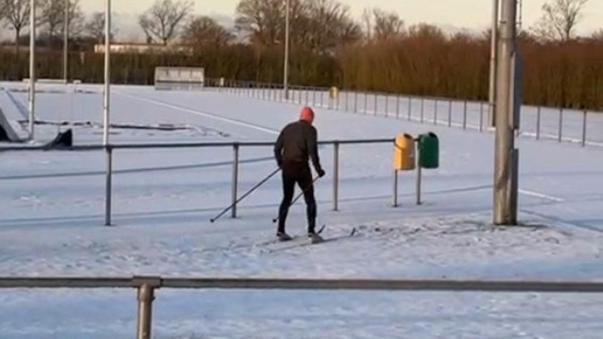 A58 bij Rilland toch weer dicht: strooiwagens in de file