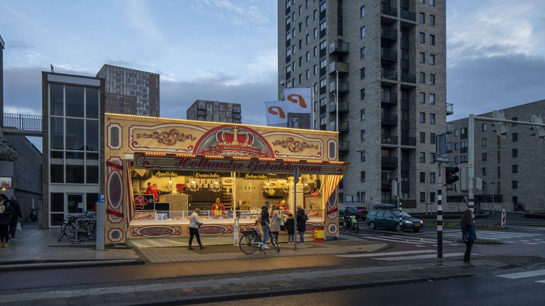 De oliebollenkraam in Paddepoel, het begin van de serie