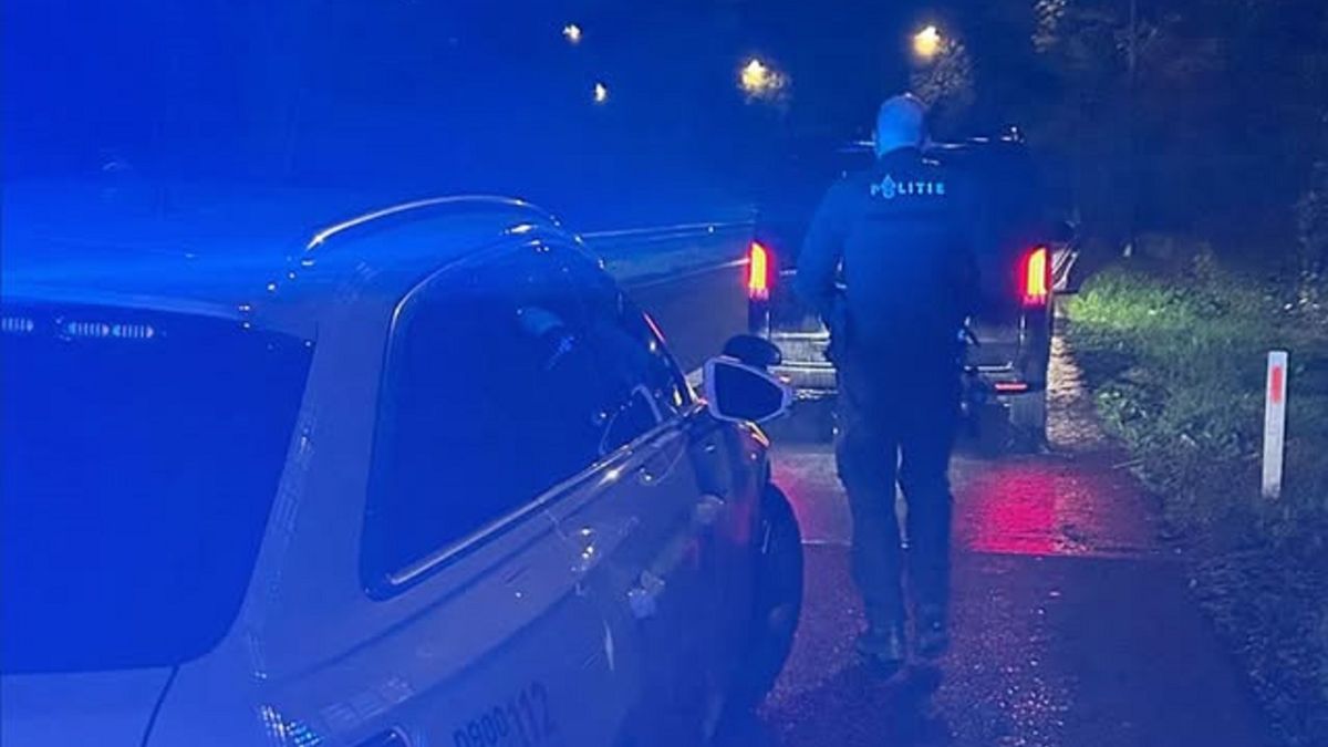 Drankrijder achtervolgd bij Drachten | Jongen steekt vuurwerk af in parkeerkelder