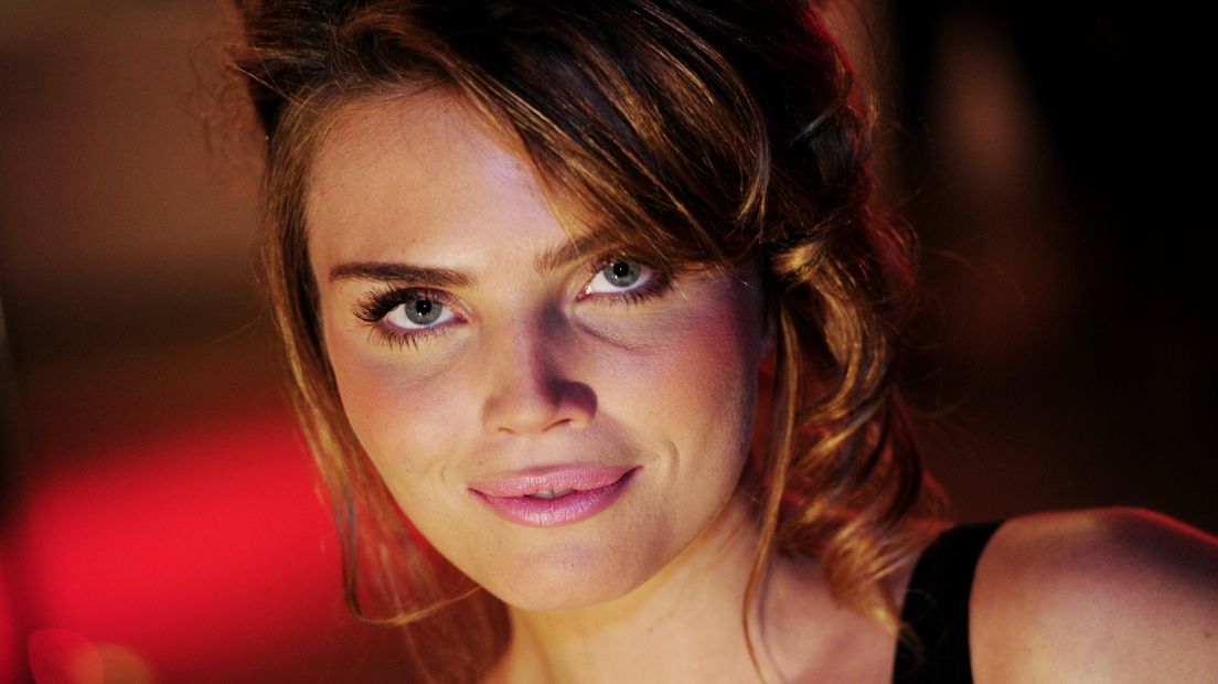 Topmodel Kim Feenstra is de 'Mooiste Vrouw van Nederland' - RTV Noord