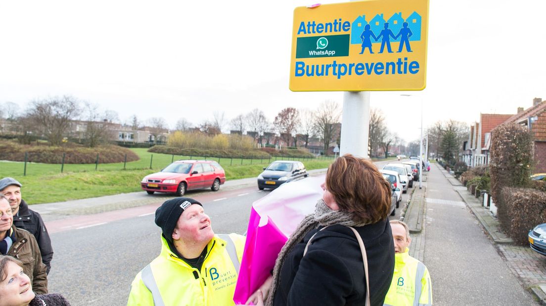 Almelo onthult borden tegen woninginbraken