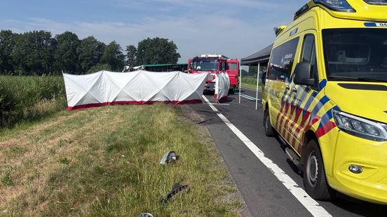 Vrouw overleden bij verkeersongeluk op N36. Vrouw overleden bij verkeersongeluk op N36.