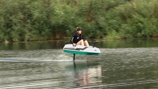 Achterhoekse uitvinding laat je 'vliegen' over water