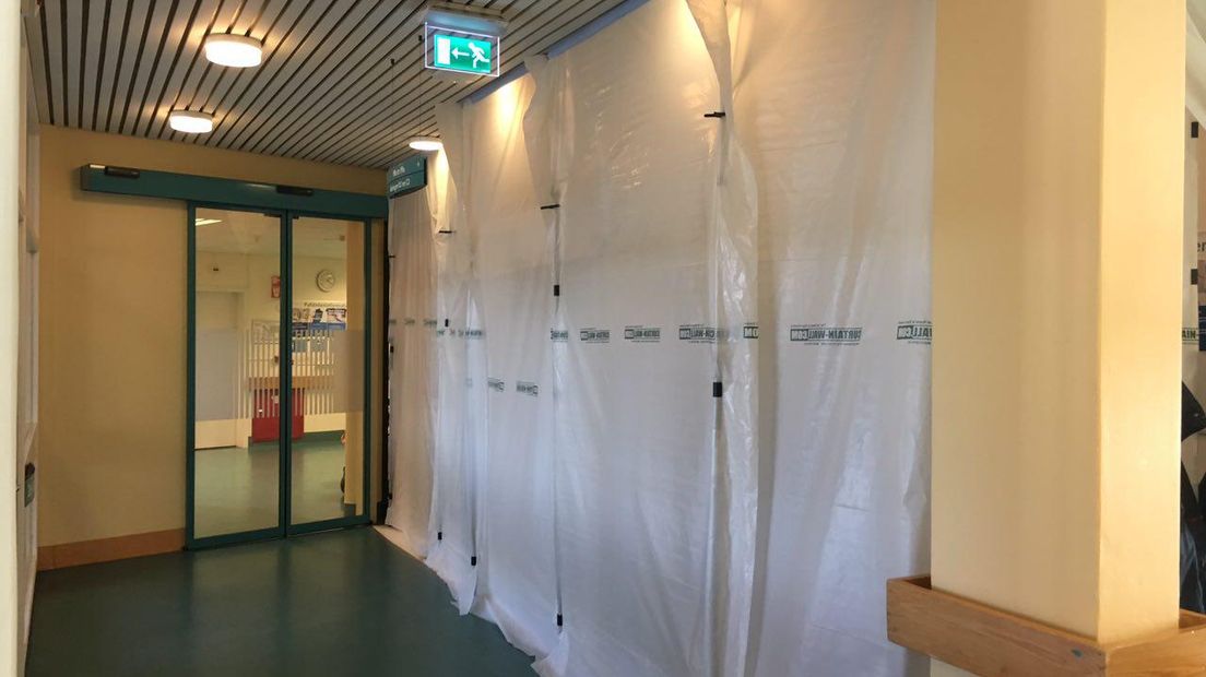 De liften zijn afgeplakt (Rechten: Ineke Kemper/RTV Drenthe)