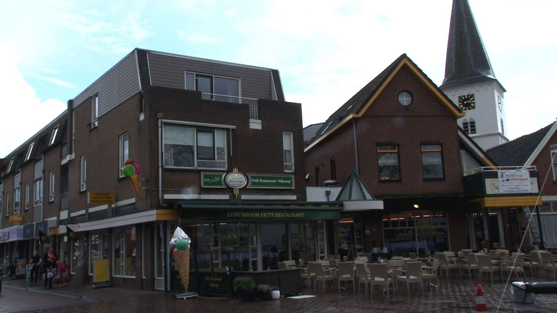 Winkels in Holten