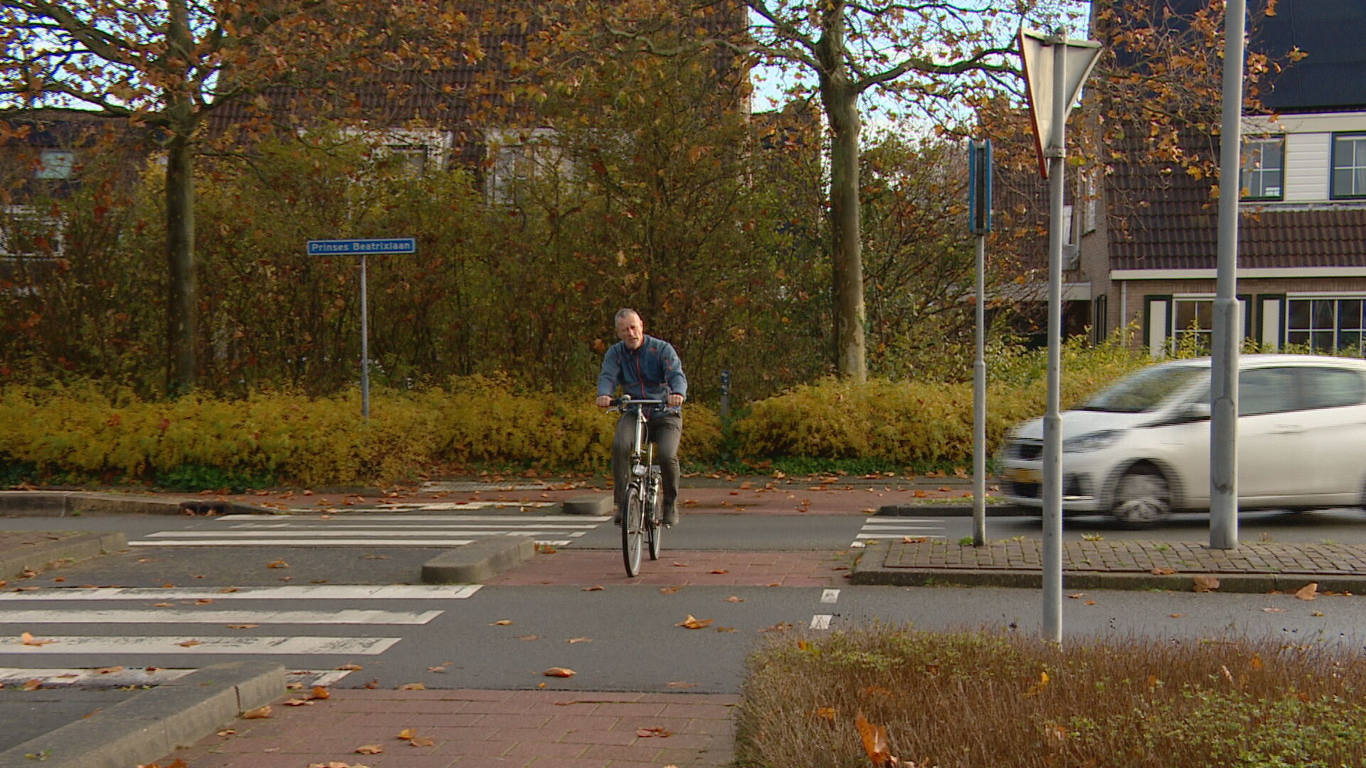 Wel Of Geen Voorrang Op Rotonde? Fietsers Willen Einde Aan Verwarring ...