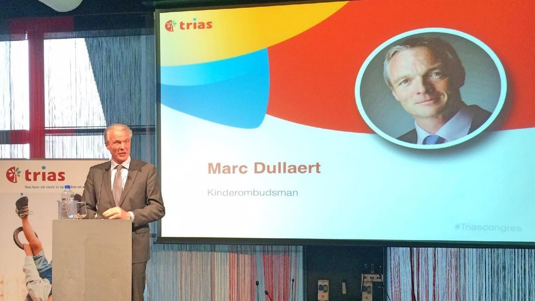 Kinderombudsman Marc Dullaert op congres van Trias