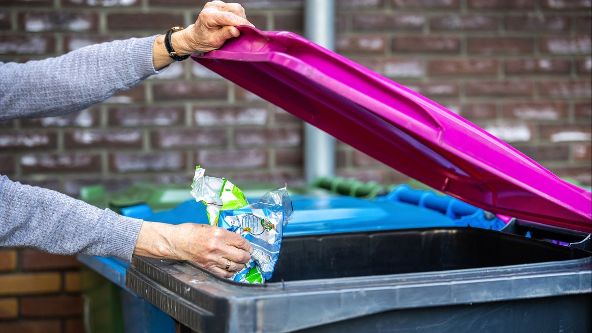 Minicontainers voorlopig in ijskast: 'Mensen moeten ze wel willen'