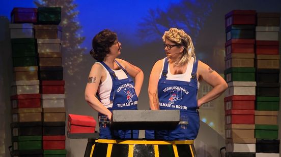 Stapels met schoenendozen en grappen over het WK tijdens het buutreednen in Hulst Nieuws