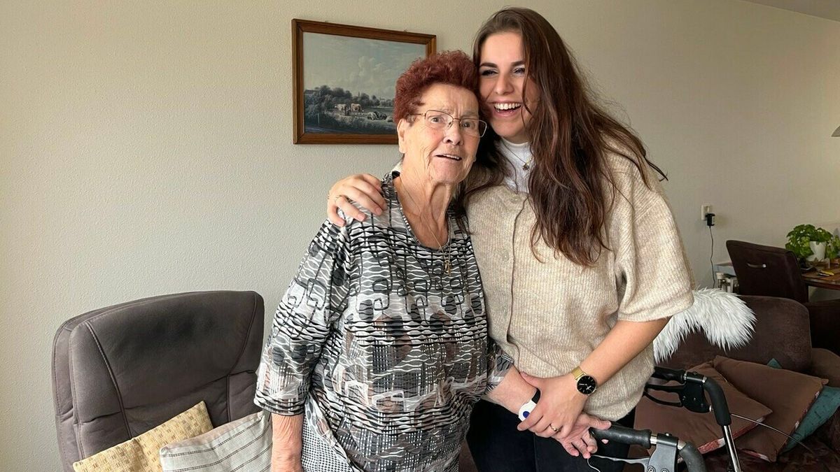 Lisa Harms blikt terug op Regio Songfestival met grootste fan: oma Nettie (91)
