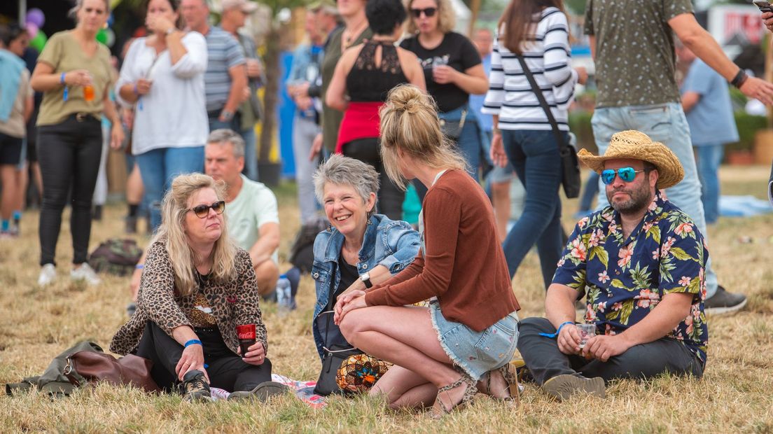 Bezoekers op de jubileumeditie van Bospop.