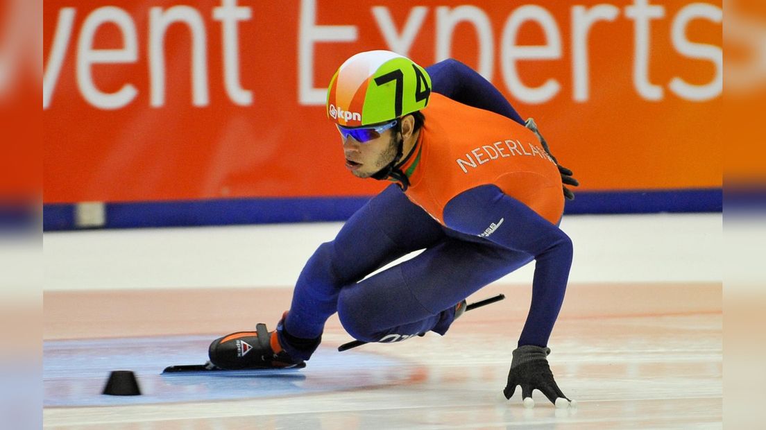 Sjinkie Knegt wint brûns op de 1000 meter shorttrack