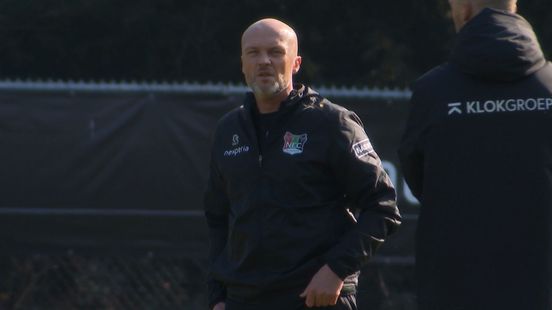 Weerzien met PSV voor NEC trainer-Schreuder: 'Met Romario gespeeld'