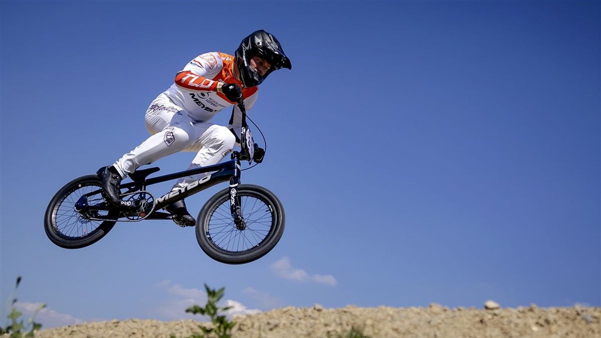 Niek Kimmann grijpt op overtuigende wijze tweede Europese titel BMX