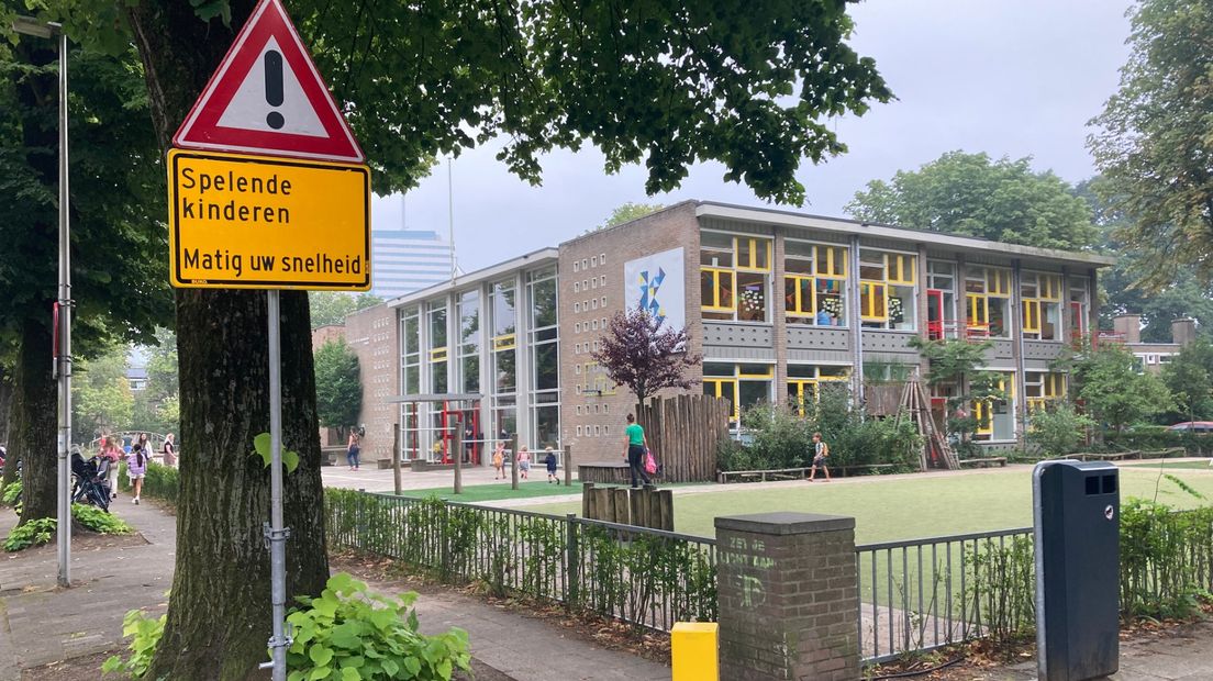 De Kohnstammschool.
