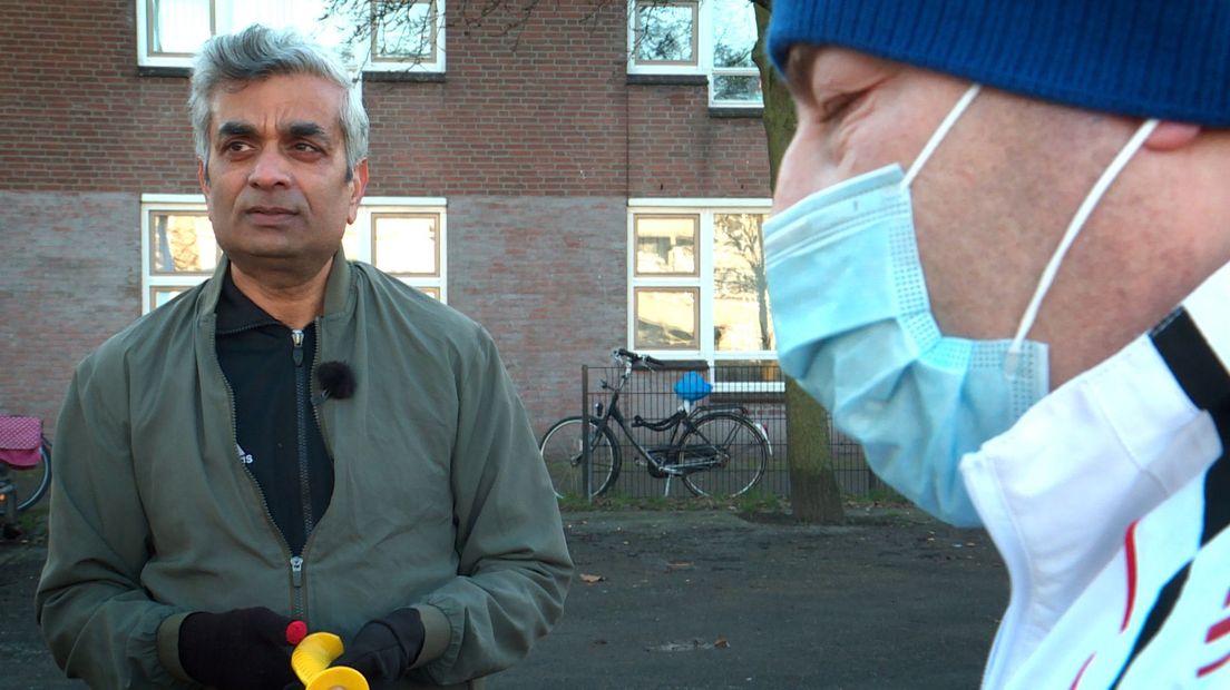 Frank en Erol wandelen al zeven jaar samen