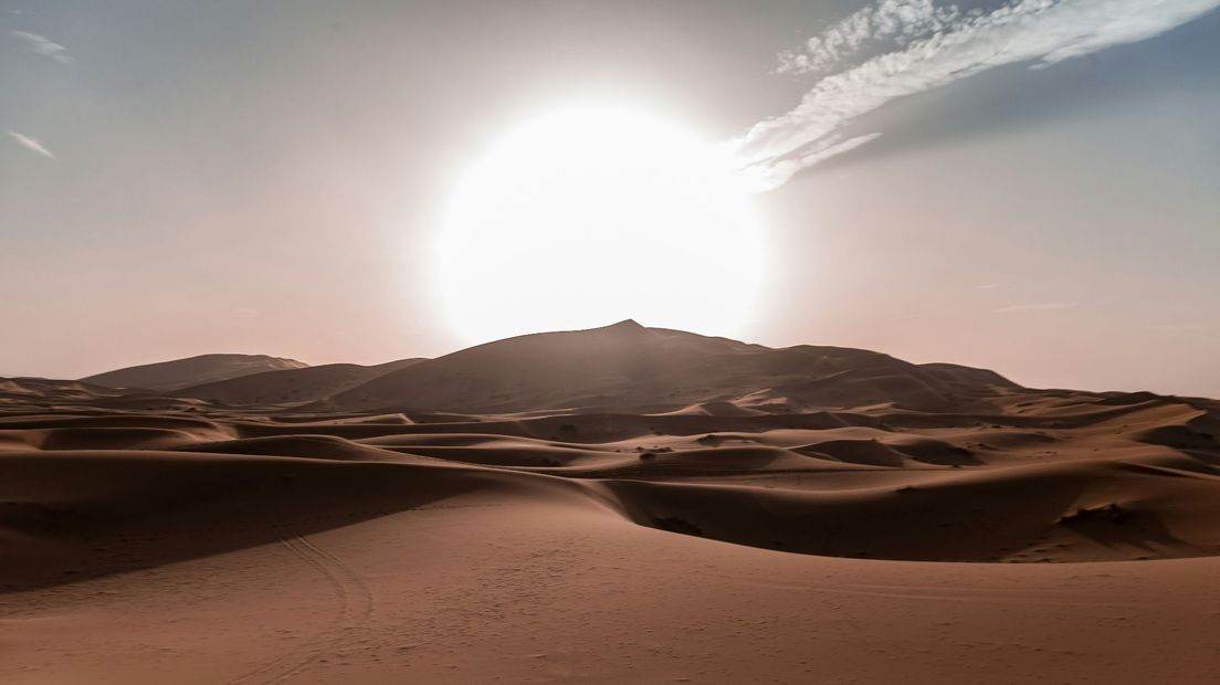 Zand vanuit de Sahara komt onze kant op.