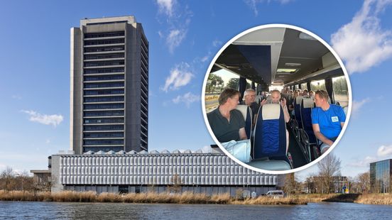 Overijsselse boeren met de bus onderweg naar protest in Den Bosch Nieuws