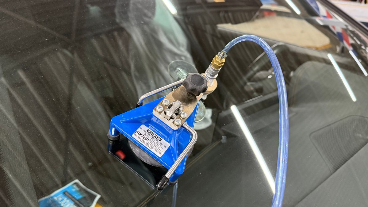 Winterweer zorgt voor piek in autoruitschade