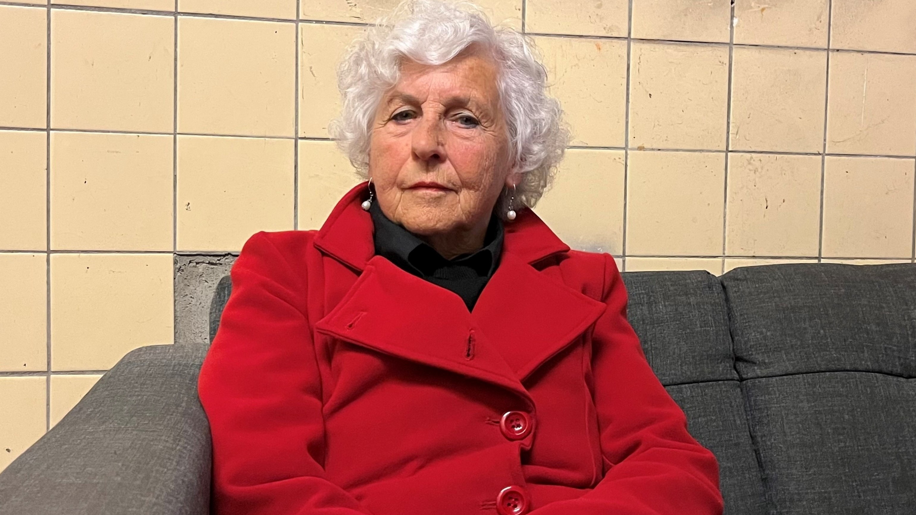 Aktrise Hilly Harms as 'de reade frou'