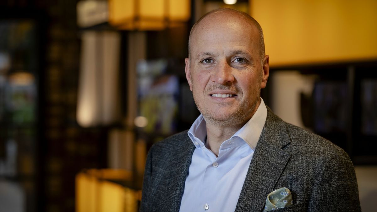 Voormalig Jumbo-topman en Drentse autohandelaar voor rechter voor onder meer corruptie