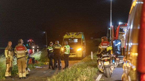 Drie doden door heftig ongeluk in Markenbinnen, onder wie twee Amersfoorters. Drie doden door heftig ongeluk in Markenbinnen, onder wie twee Amersfoorters.