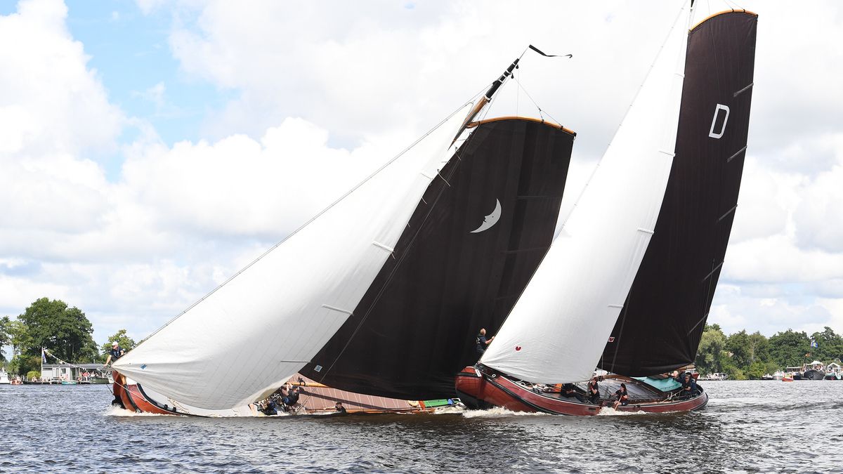 Kijk hier naar een samenvatting van het skûtsjesilen bij Earnewâld