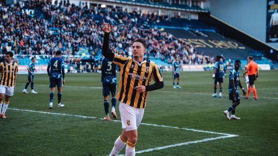 Vitesse heeft vierde periodetitel weer in zicht na ruime zege op Jong Ajax