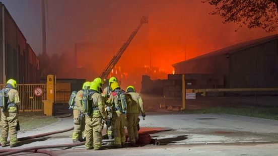 Nablussen grote brand in Blerick gaat nog dagen duren Home