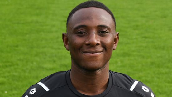 Quick20-speler Yusuf Koroma zwaargewond na eenzijdig ongeval. Quick20-speler Yusuf Koroma zwaargewond na eenzijdig ongeval.