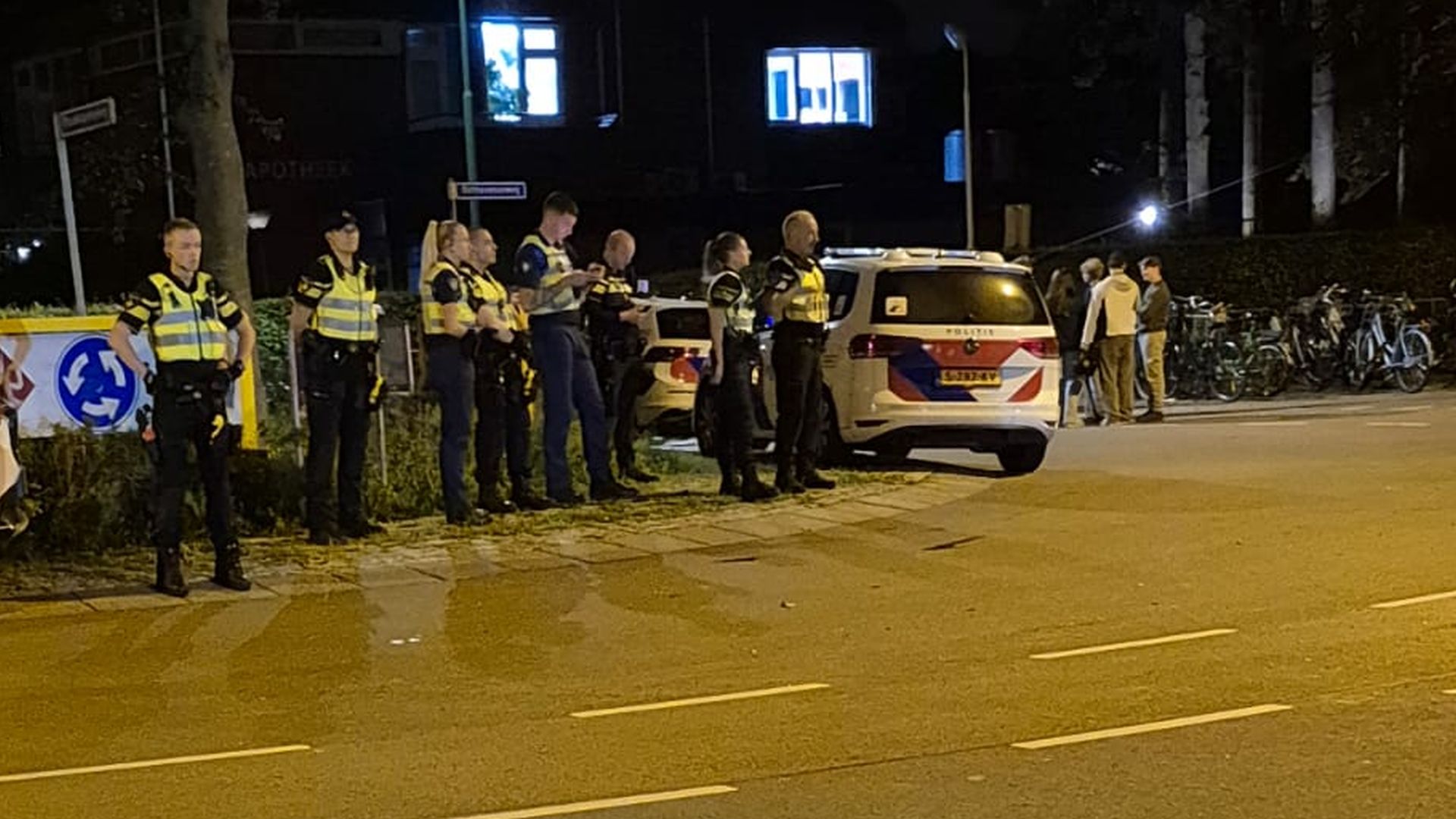 Zwaarbeveiligde Kunstmarkt De Bilt rustig verlopen na eerder 'hooligangedrag'