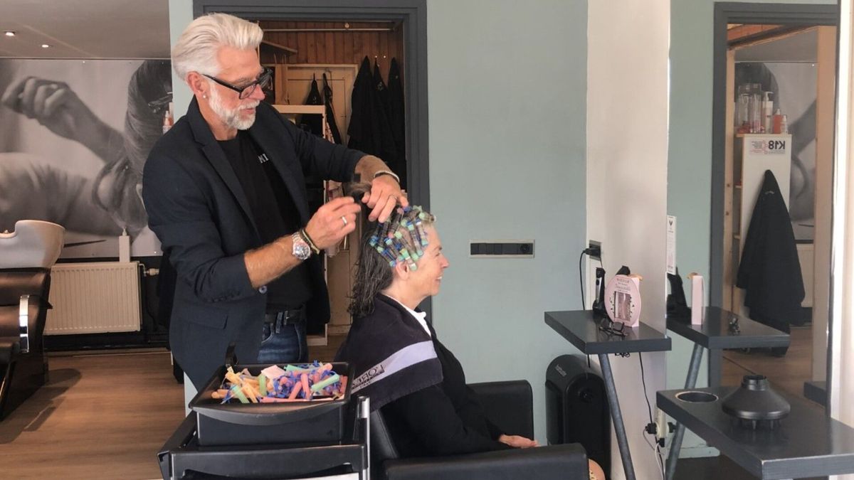Drukte en succes 'nekt' kapperszaak Wolter in Zoutelande, sluiting na 34 jaar
